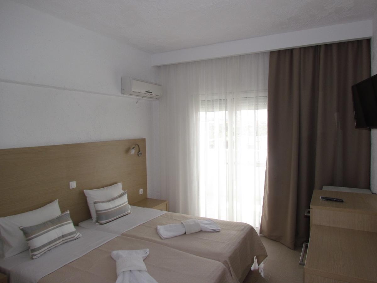 Castello Hotel Limenaria  Exterior photo